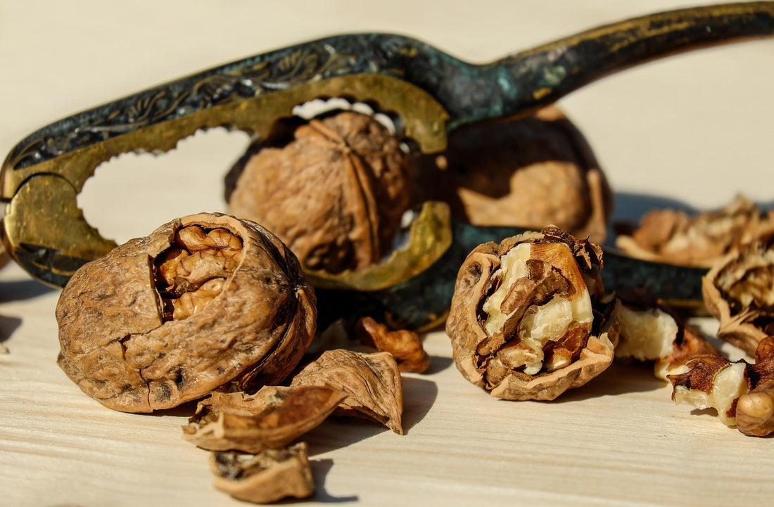 Do walnuts cause weight gain or help with weight control?
